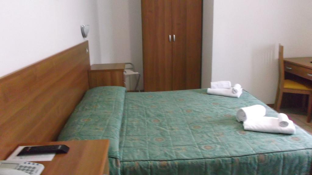 Hotel Pineta Фалкаде Стая снимка